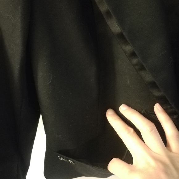 Brand New Black Cropped Blazer Single Button with 3/4 Sleeves, Size M - Picture 5 of 8
